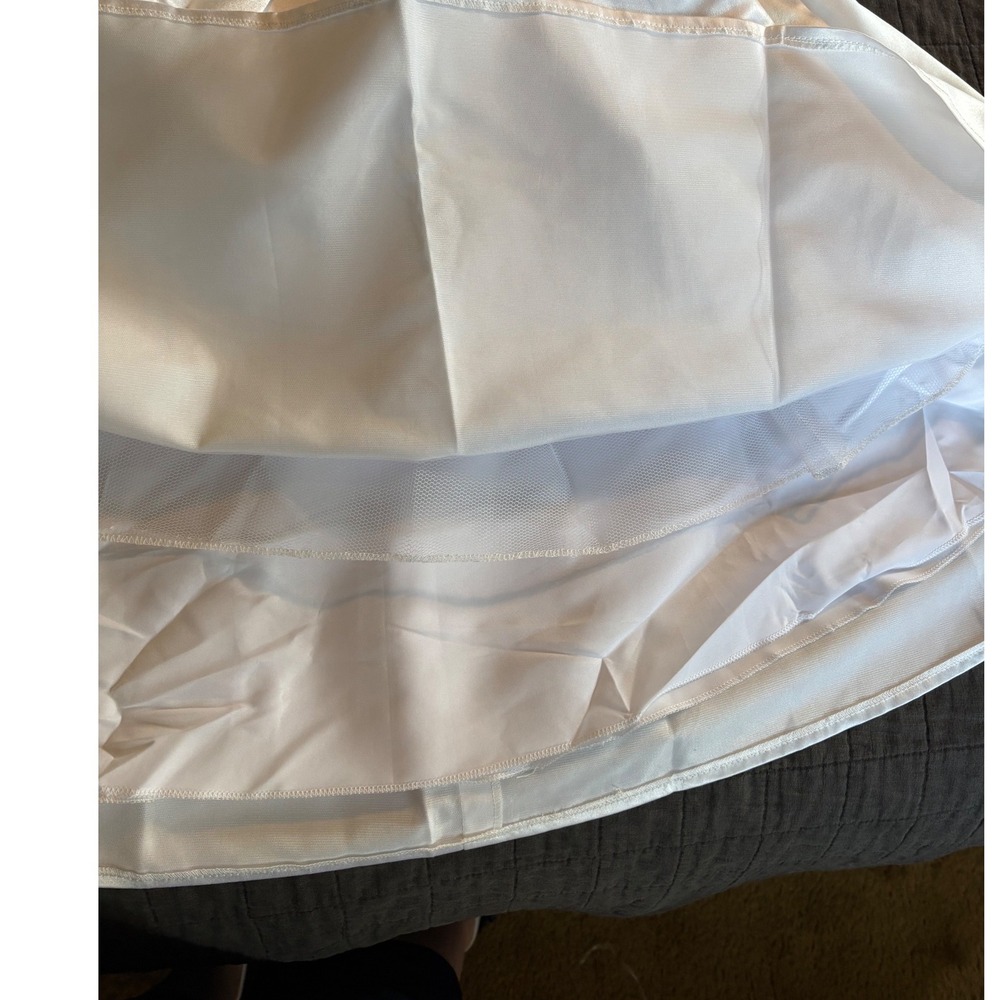 MISSACC White Satin A-Line Flower Girl Dress Scoop Neck Bow US 2 - Picture 5 of 7